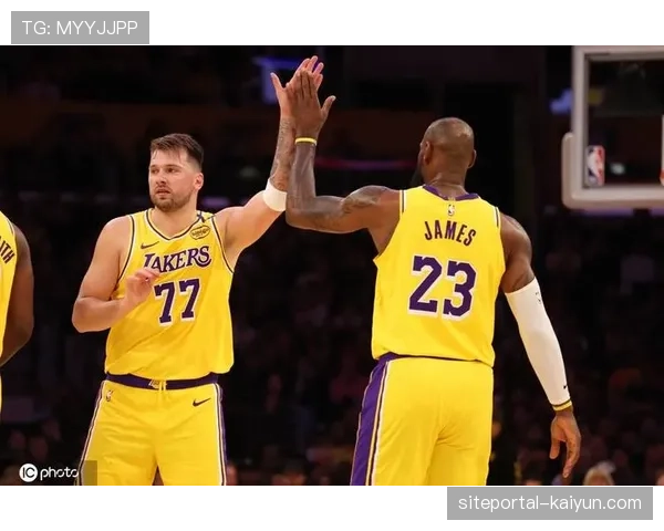 湖人豪取六连胜升至西部第三，东契奇詹姆斯组合关键球稳定性成争冠保障